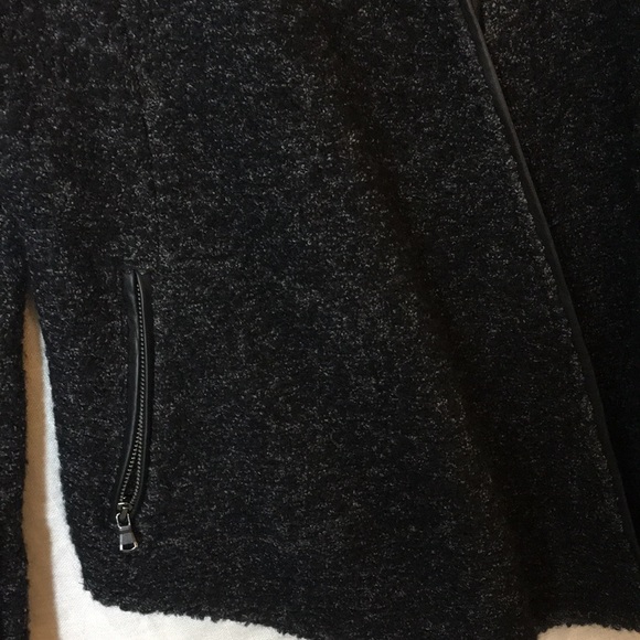 Club Monaco Wool Blend Asymmetrical Boucle Open Jacket - Picture 5 of 12